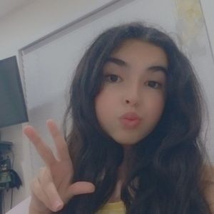 Meet your Posher, Dani